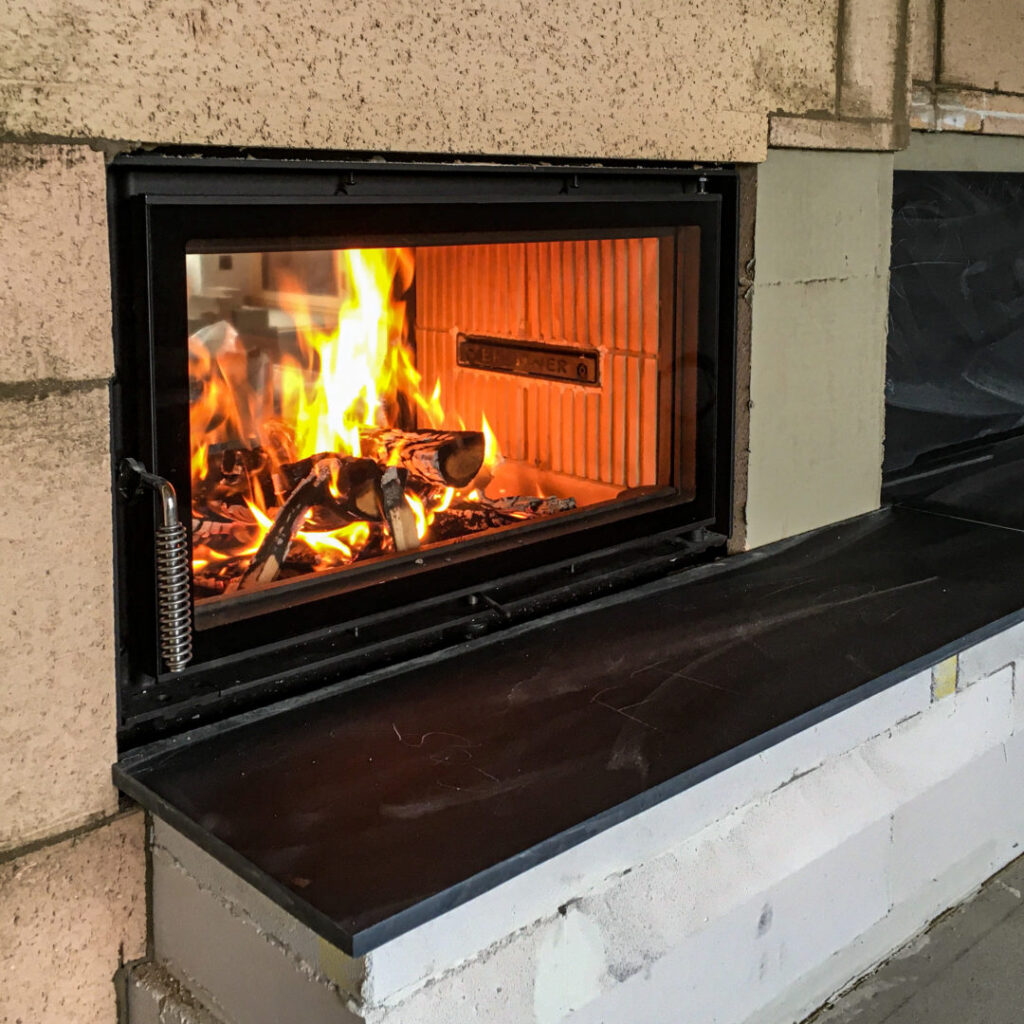 Kachelofen erstes anheizen